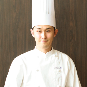 金子真平